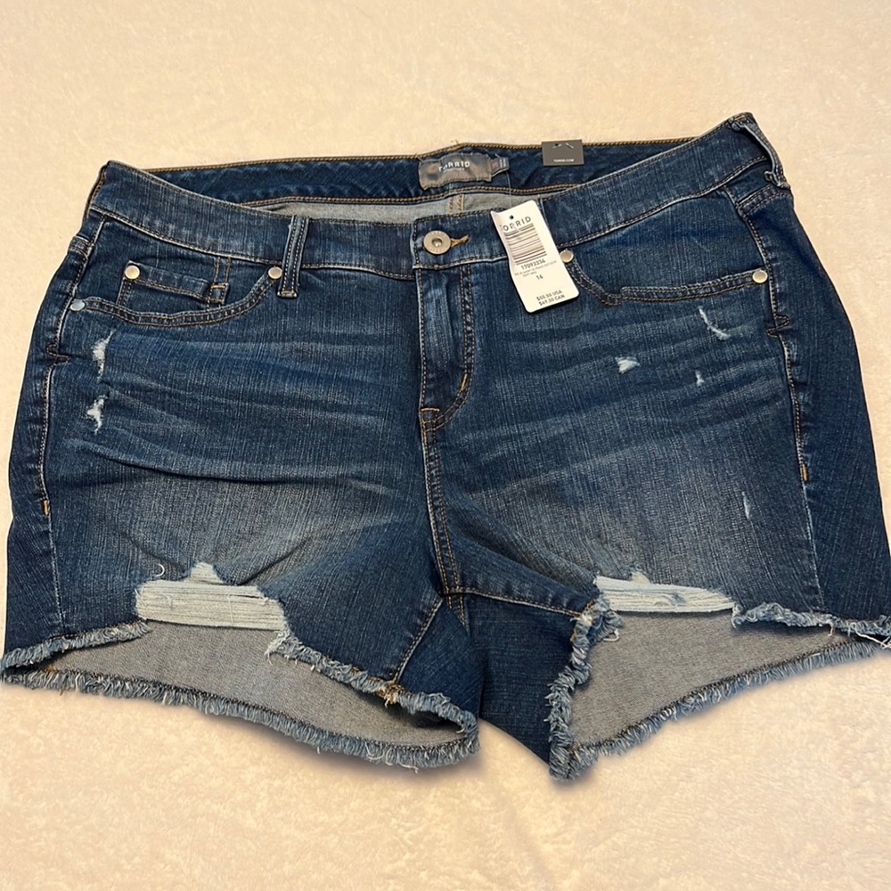 Denim shorts NWT